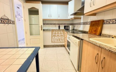 Apartment in Puerto Marina Greenwich, Altea, a beach front residential development.